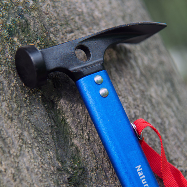 Naturehike Martillo multifuncional de aleación de aluminio para acampar al aire libre, clavo fijo para tienda de campaña con tirador de estaca, herramienta de supervivencia para montañismo y senderismo