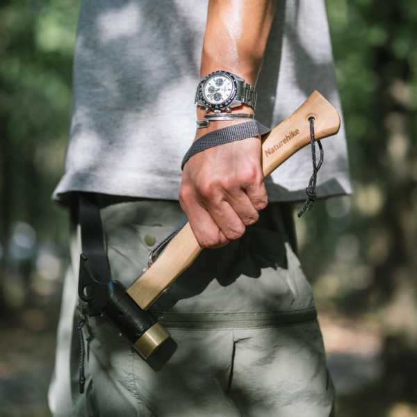 Naturehike Seire-Herramientas, Martillo multifuncional, Martillo de latón con mango de madera maciza para camping al aire libre Martillo de hierro ligero para tienda de viaje Diseño de gancho