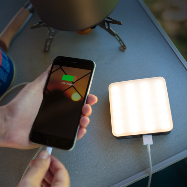 Naturehike Serie-Fangyue Luz LED y estación energía con múltiple funciona para acampar al aire libre, lámpara ultraligera para tienda de campaña, senderismo, luz nocturna con soporte