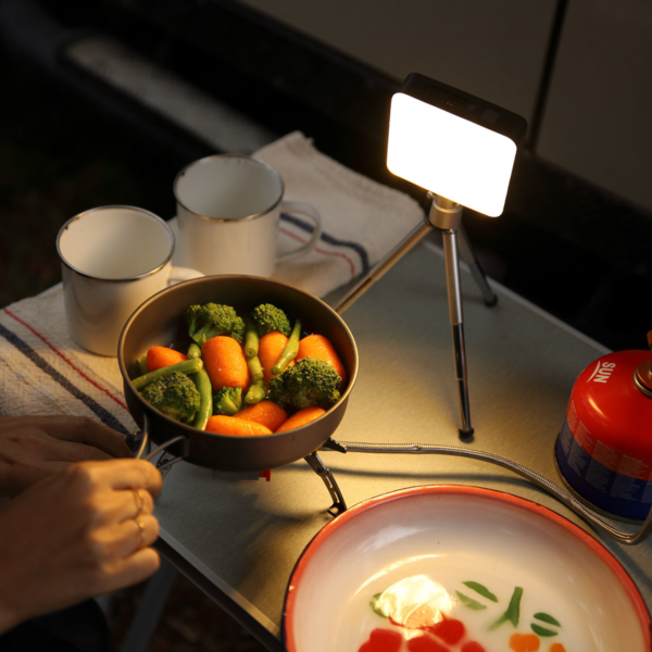 Naturehike Serie-Fangyue Luz LED y estación energía con múltiple funciona para acampar al aire libre, lámpara ultraligera para tienda de campaña, senderismo, luz nocturna con soporte