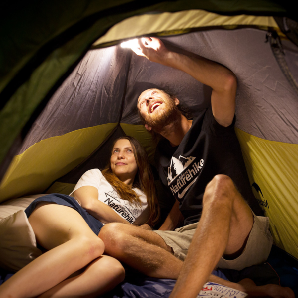Naturehike Serie-Fangyue Luz LED y estación energía con múltiple funciona para acampar al aire libre, lámpara ultraligera para tienda de campaña, senderismo, luz nocturna con soporte