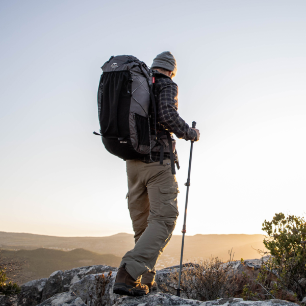Naturehike Serie-Rock mochila de montaña para exteriores, bolsa de viaje ultraligera con cubierta para lluvia, impermeable, alta capacidad, para deportes, escalada, senderismo, 40L/60 + 5L