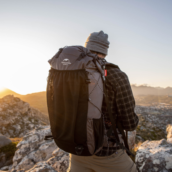 Naturehike Serie-Rock mochila de montaña para exteriores, bolsa de viaje ultraligera con cubierta para lluvia, impermeable, alta capacidad, para deportes, escalada, senderismo, 40L/60 + 5L