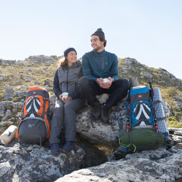 Naturehike Serie-Tanfeng B70, mochila de la montaña con capacidad 70 litros para acampar, bolsa de viaje con marco de aleación de aluminio, cubierta impermeable