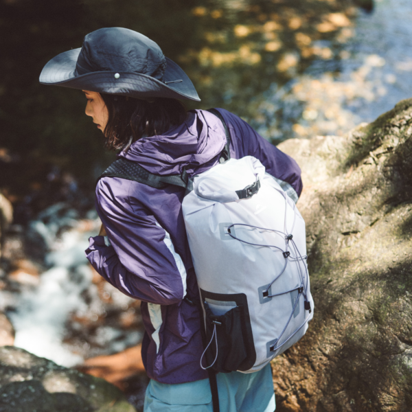 Naturehike-Serie-FarMountain18L-5.png Naturehike Serie-FarMountain18L Mochila impermeable IPX6 ultraligera para acampar, Mochila deportiva portátil para montañismo y senderismo, adecuada para exteriores